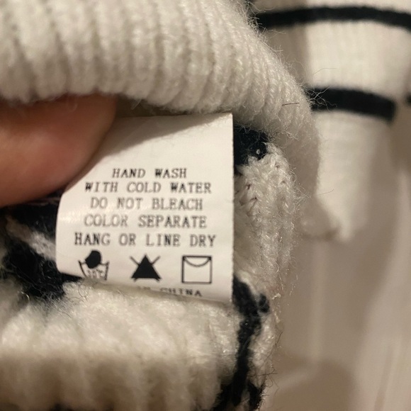 DREAMERS BY DEBUT Cream and black Ribbed Half-Zip Sweater Size XS/S - Picture 5 of 6